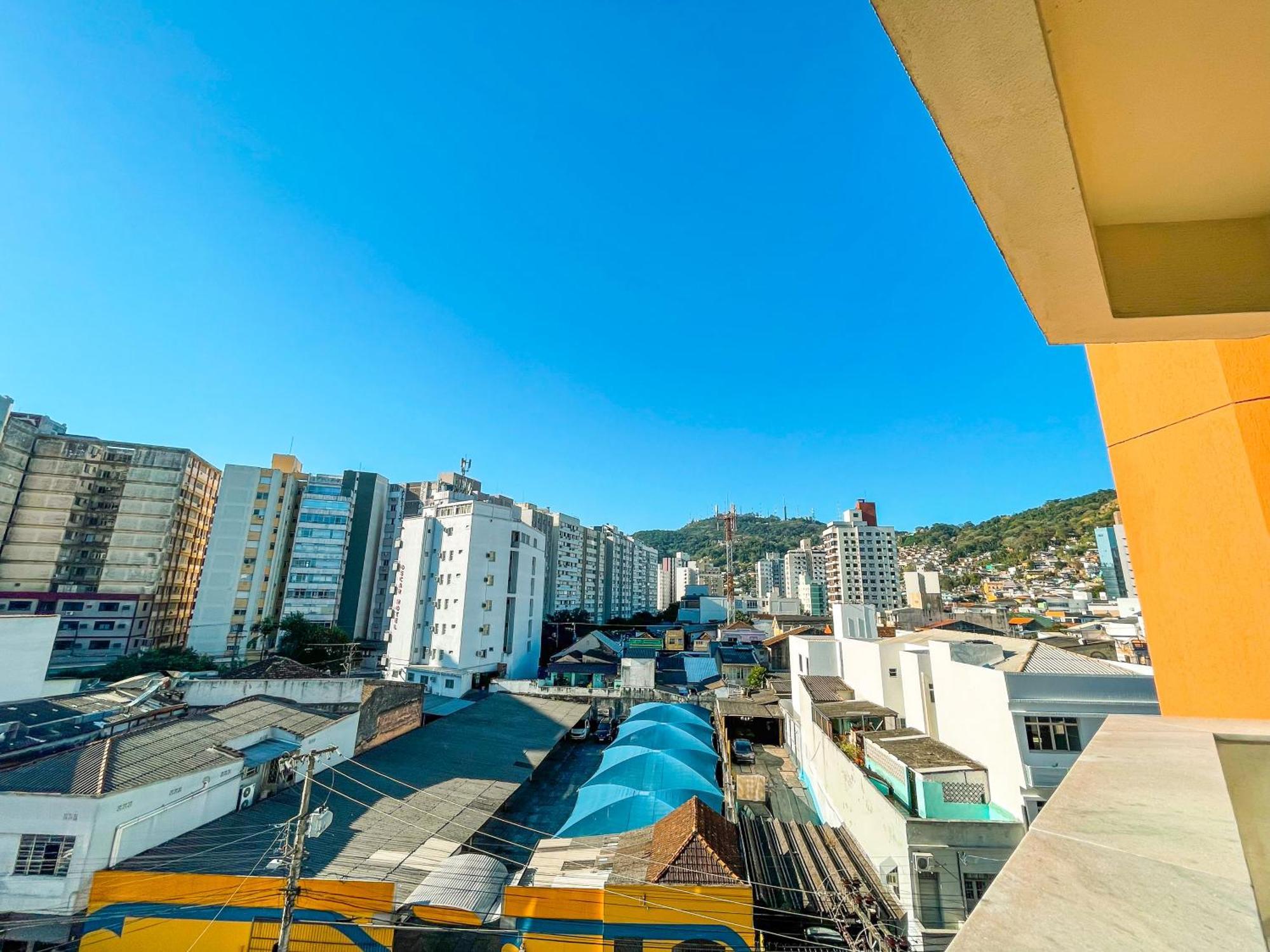 Studio No Centro: Piscina, Academia E Garagem N209 Florianopolis Luaran gambar