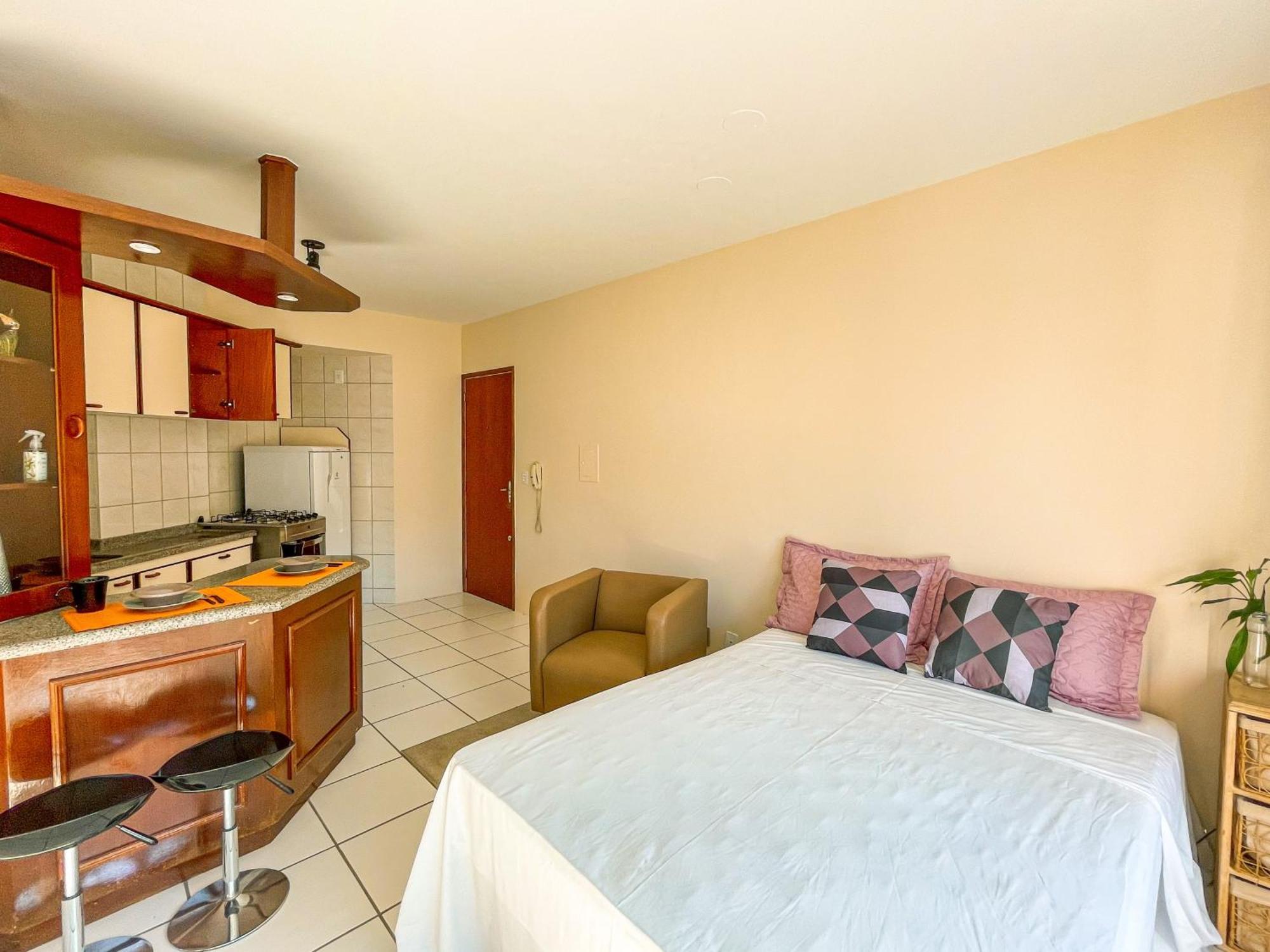 Studio No Centro: Piscina, Academia E Garagem N209 Florianopolis Luaran gambar